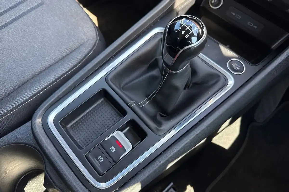 2023-seat-ateca-15-ecotsi-se-technology-big-19