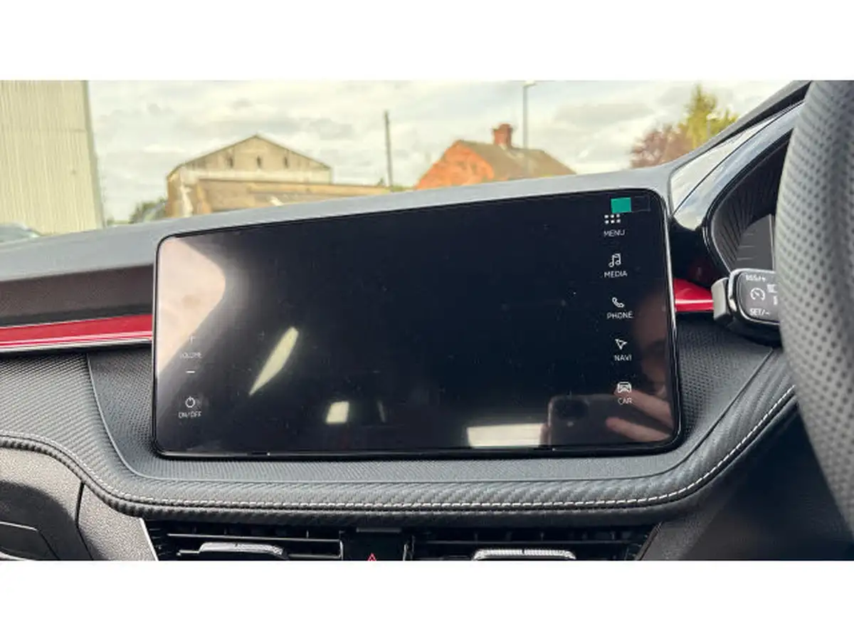 2025-skoda-fabia-10-tsi-monte-carlo-edition-big-11