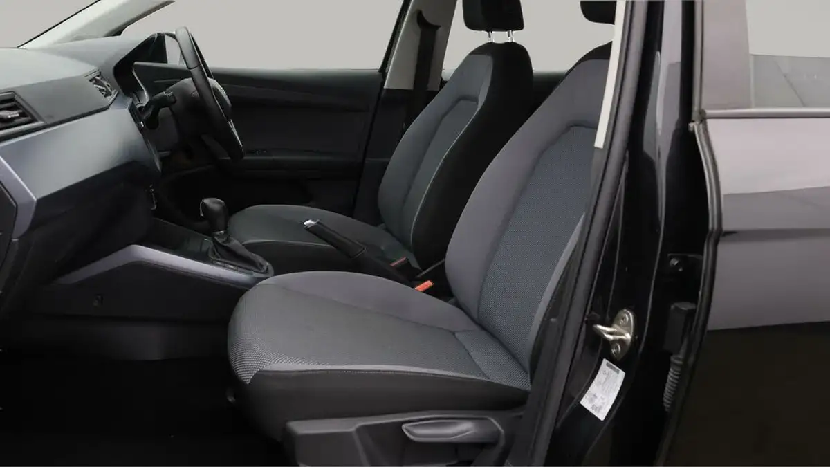 2019-seat-arona-10-tsi-se-technology-115ps-dsg-big-13