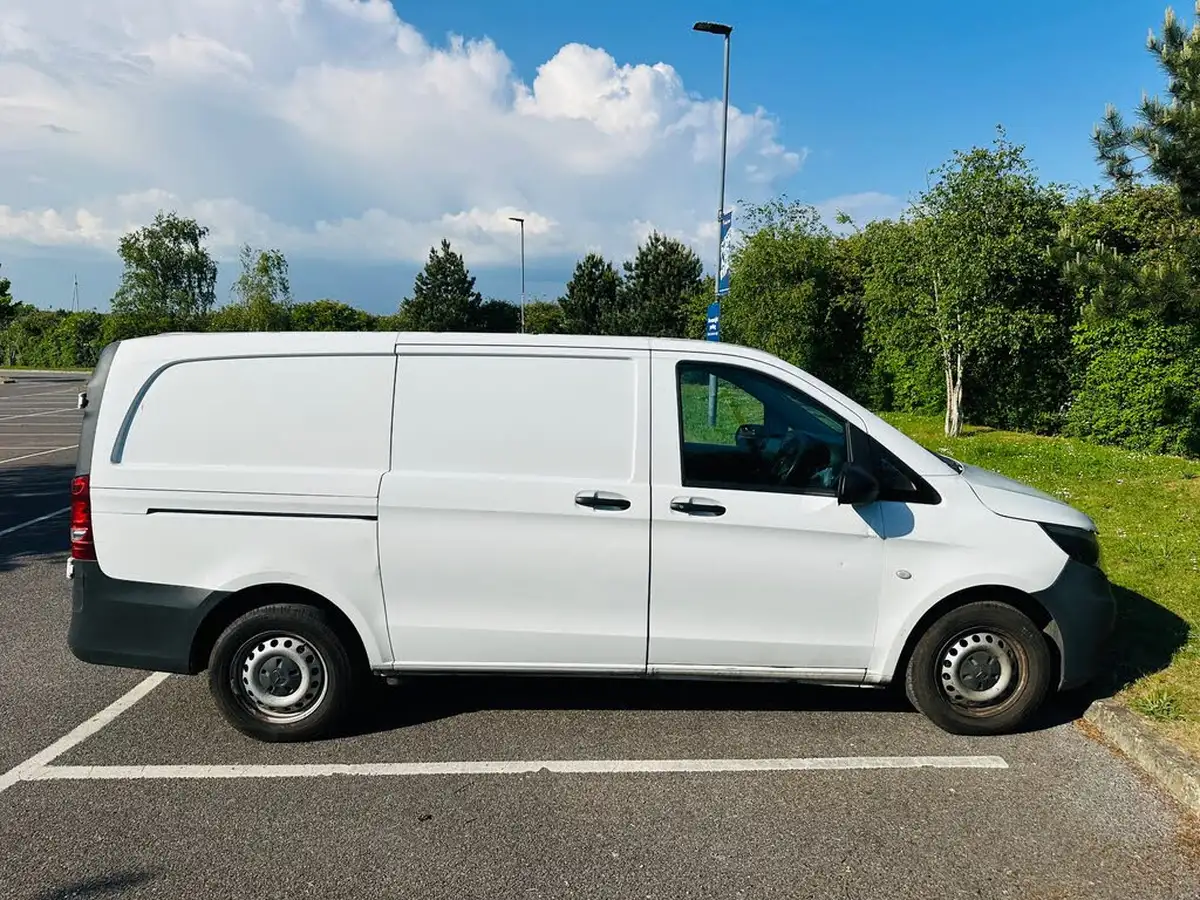 2018-mercedes-benz-vito-21cdi-114-bluetec-panel-extra-long-big-13