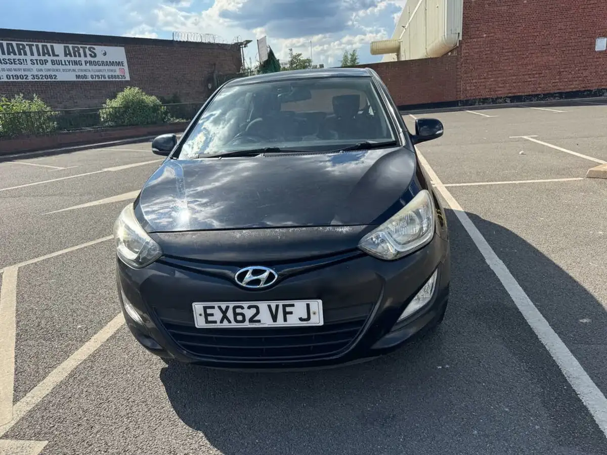 2012-hyundai-i20-12-active-5d-big-5