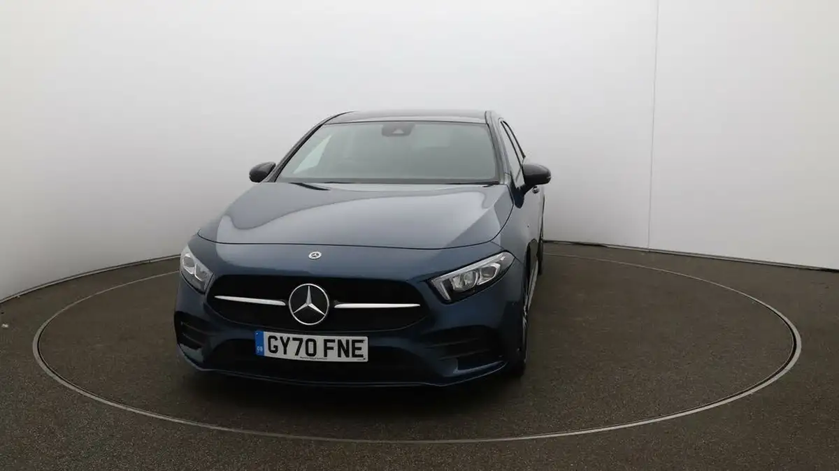 2020-mercedes-benz-a-class-20d-a200d-exclusive-edition-big-41