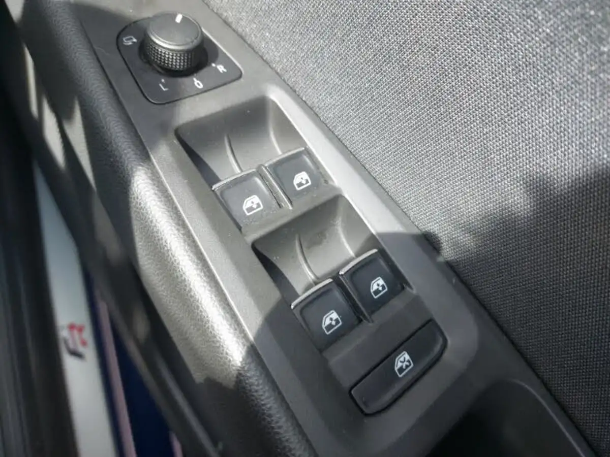 2019-seat-leon-15-tsi-evo-fr-130ps-ss-hatchback-big-15