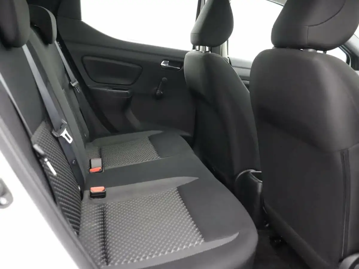 2021-nissan-micra-10-ig-t-acenta-big-32