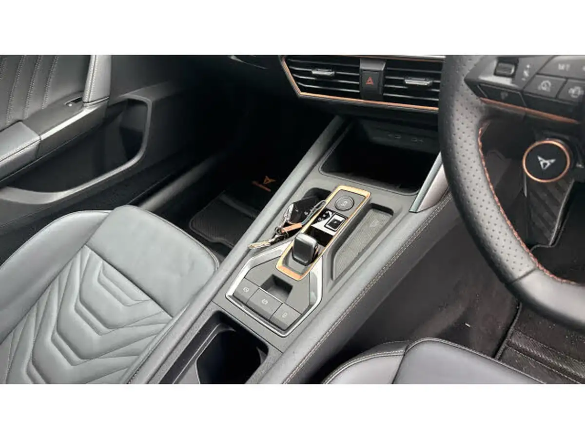 2025-cupra-leon-nf-15-tsi-v3-hatchback-big-13