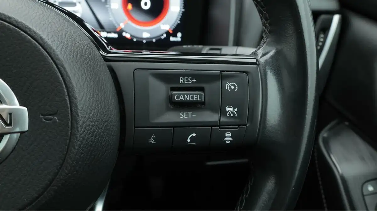 2022-nissan-qashqai-13-dig-t-n-connecta-140ps-big-25