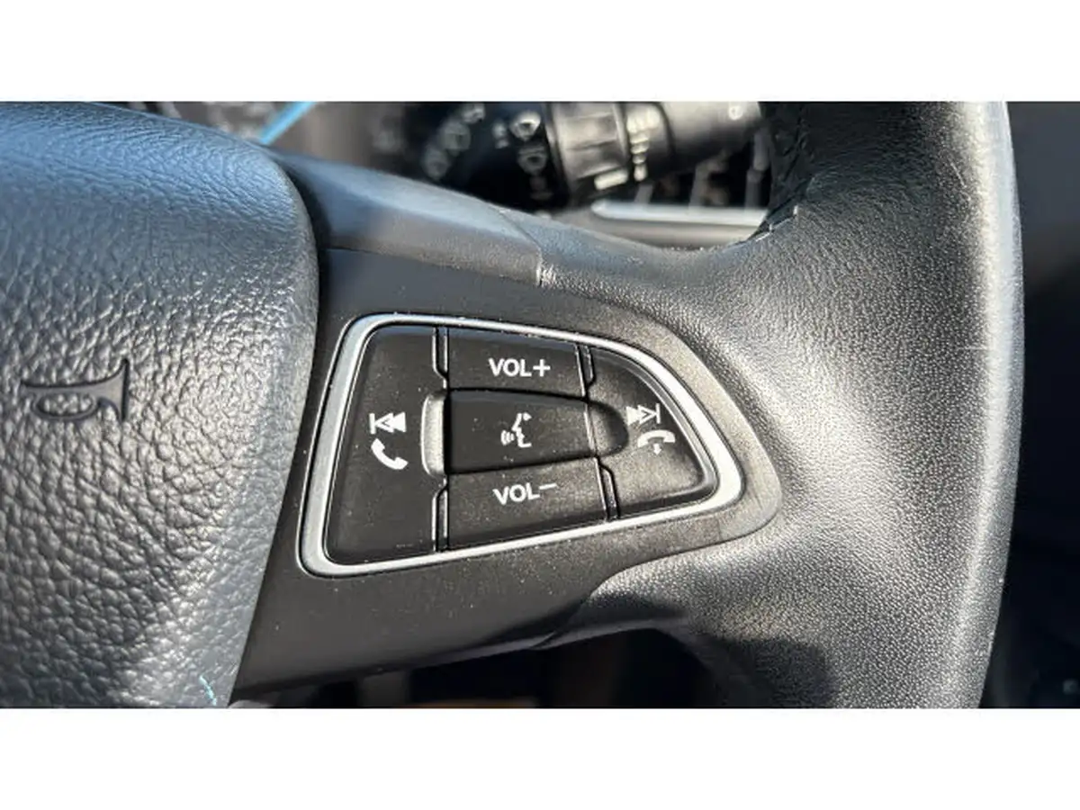 2017-ford-c-max-10t-titanium-125ps-big-21