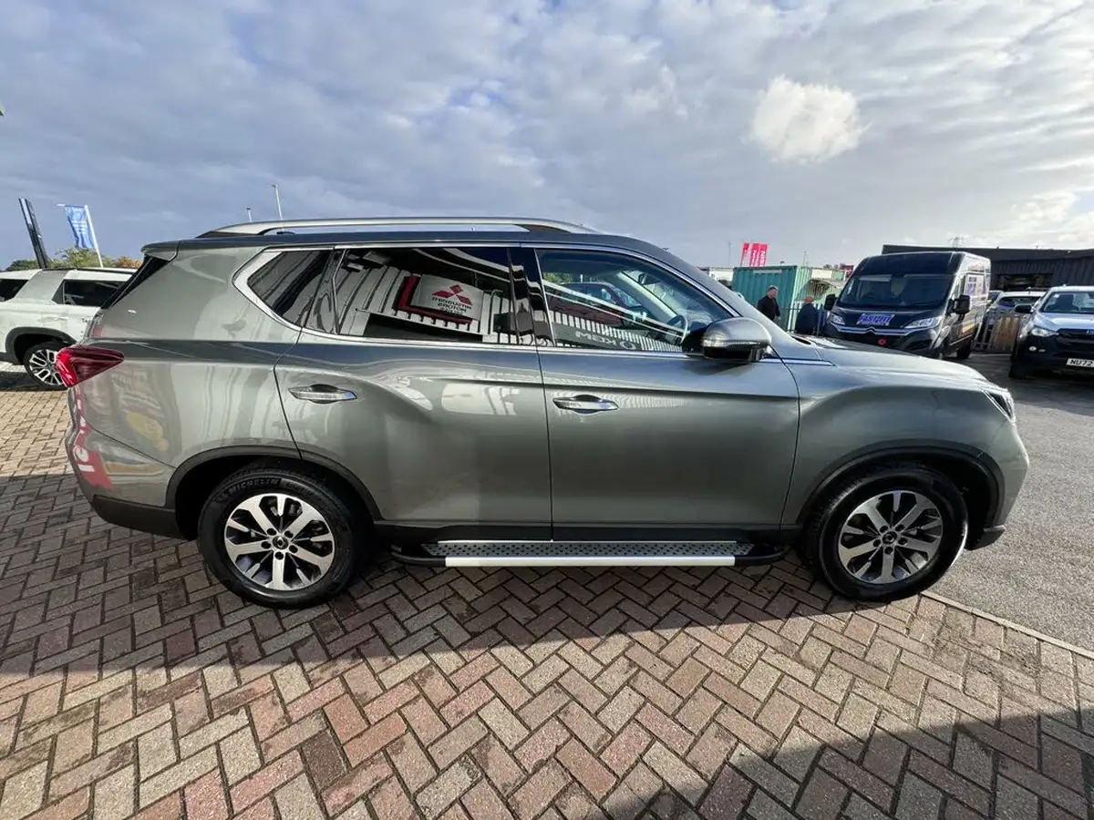 2023-kgm-ssangyong-rexton-22td-ultimate-big-3