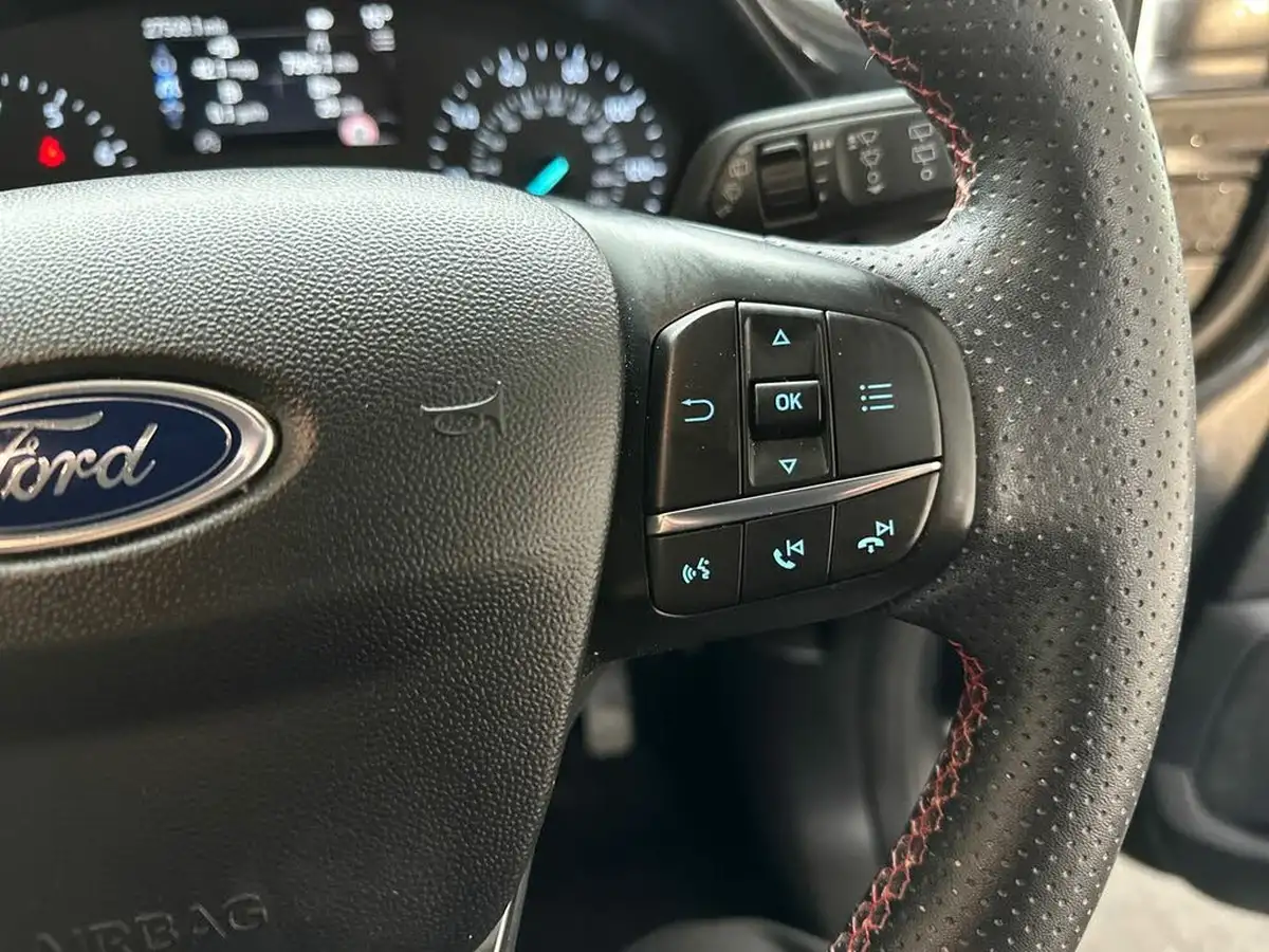2022-ford-fiesta-10t-st-line-100ps-5d-big-26