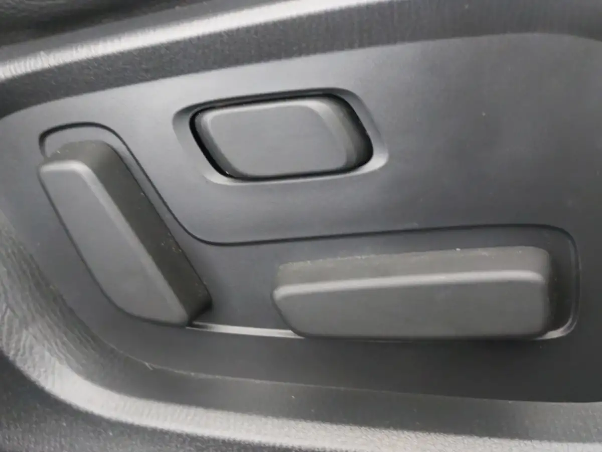 2018-mazda-cx-5-20-sport-nav-big-18