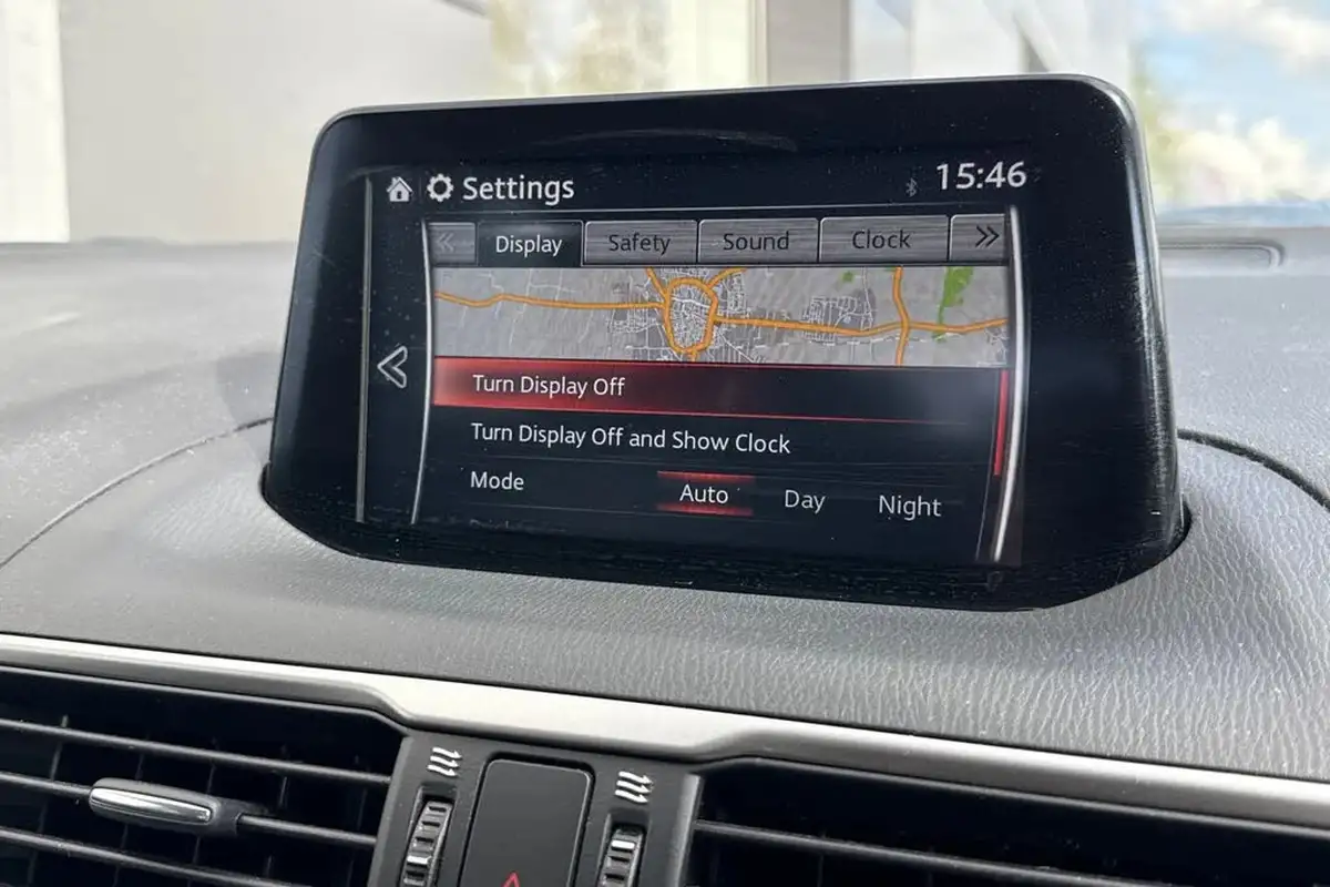 2017-mazda-mazda3-20-se-l-nav-hatchback-5d-big-40