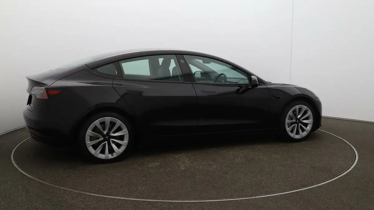 2021-tesla-model-3-e-long-range-4x4-big-49