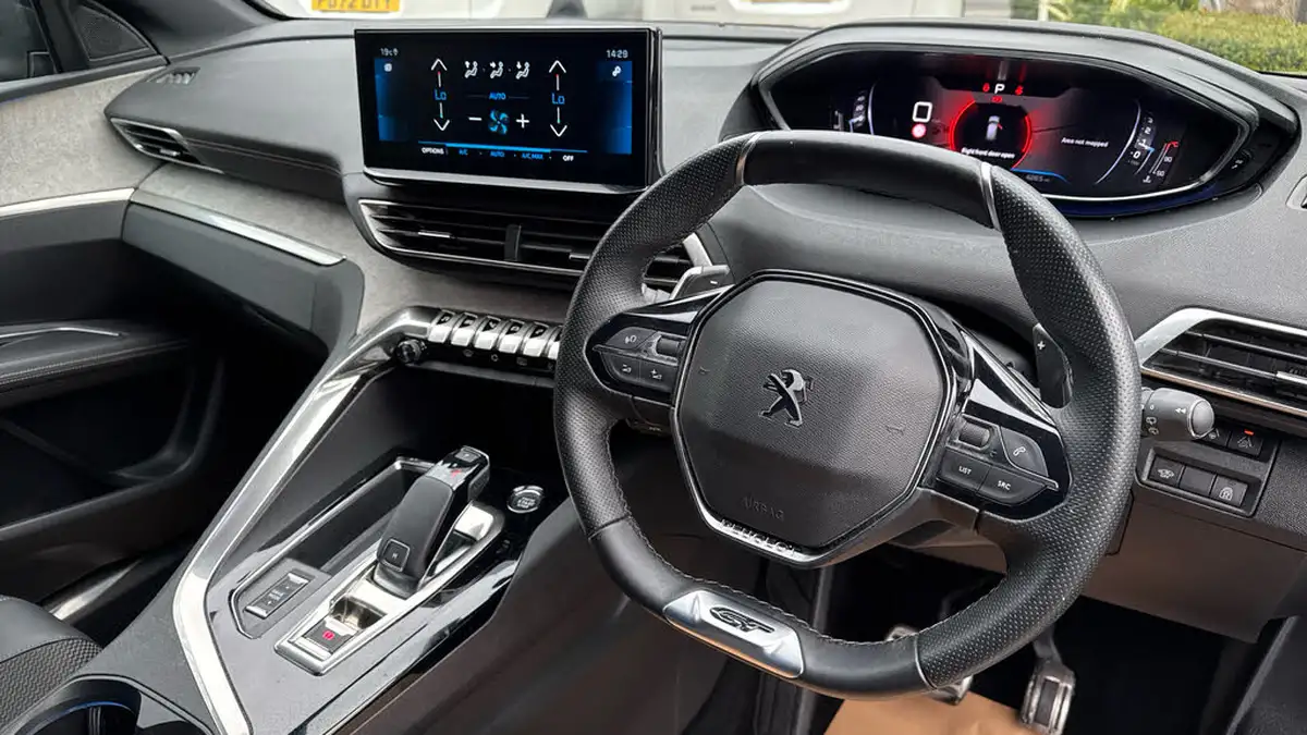 2022-peugeot-3008-suv-15-bluehdi-gt-eat8-big-10