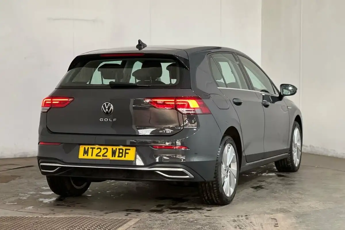 2022-volkswagen-golf-15-etsi-style-150ps-hatchback-big-22