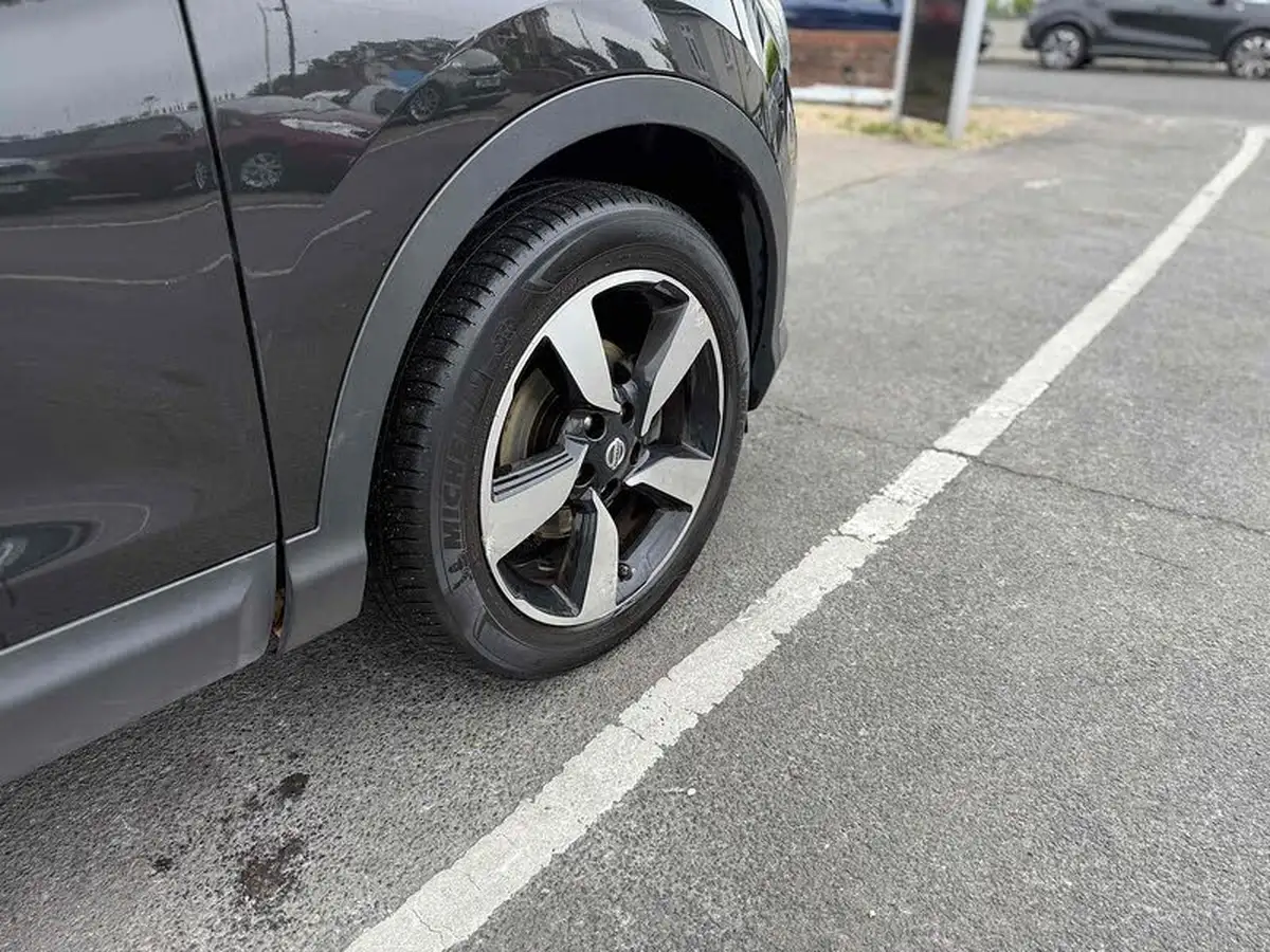 2015-nissan-qashqai-12-n-tec-xtronic-cvt-big-10