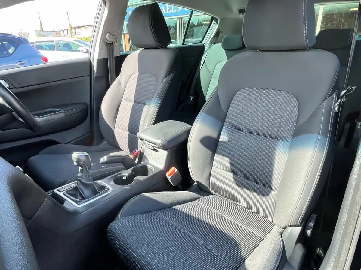 2021-kia-sportage-16-gdi-2-big-60