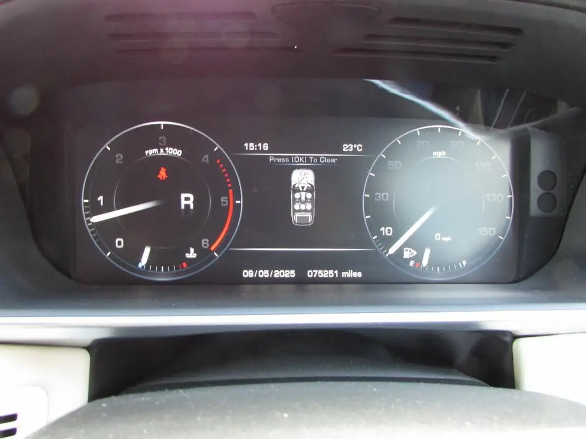 2015-land-rover-range-rover-sport-30-sd-v6-hse-dynamic-306bhp-4wd-big-13