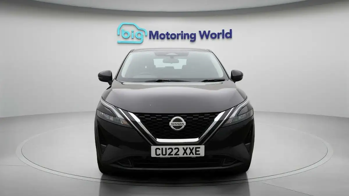 2022-nissan-qashqai-13-dig-t-acenta-premium-140ps-big-2