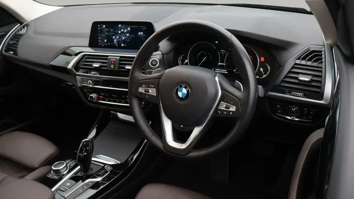 2021-bmw-x3-20-xdrive-30e-xline-big-9