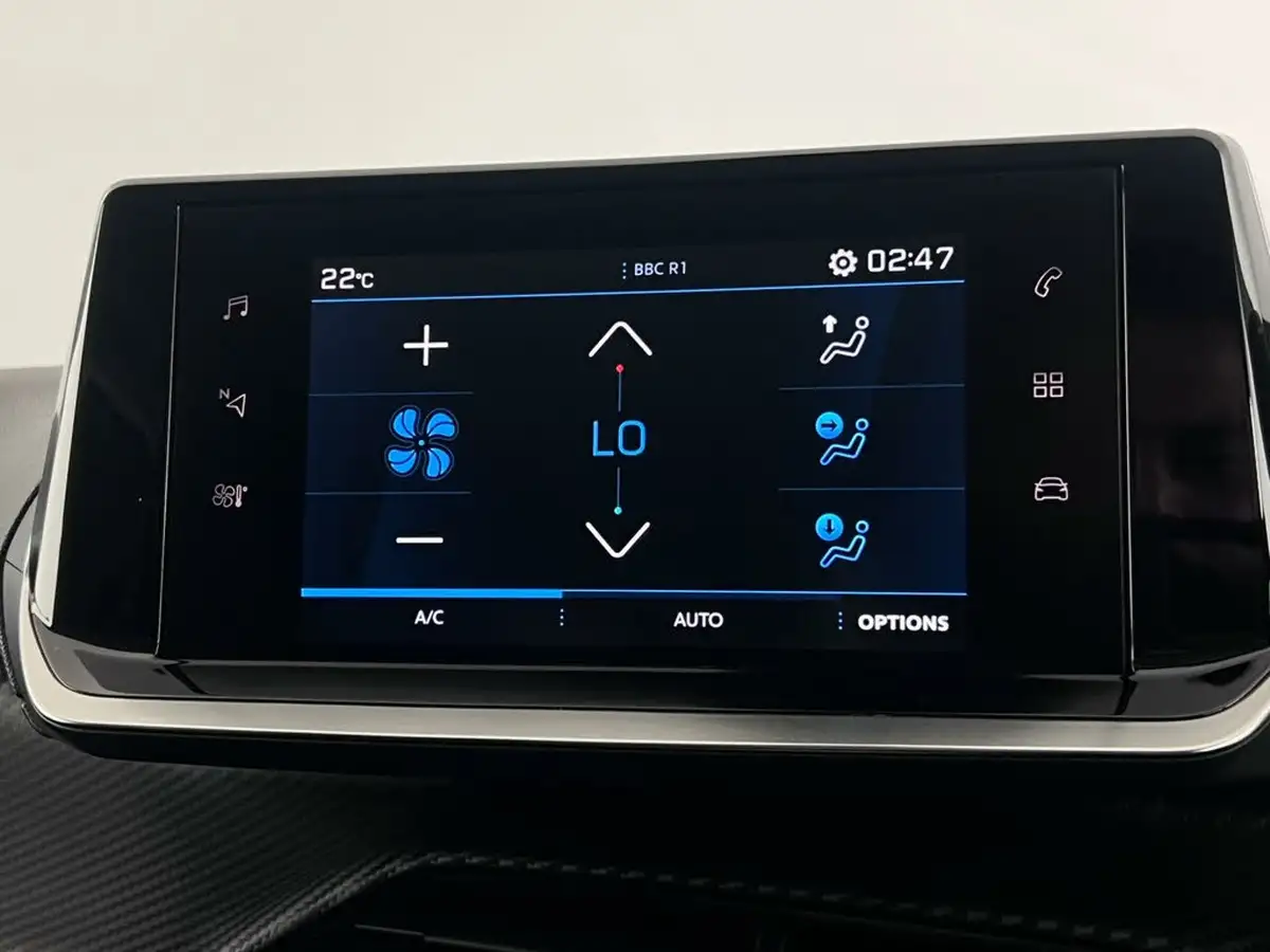 2022-peugeot-2008-suv-12-puretech-allure-premium-130bhp-eat8-big-31