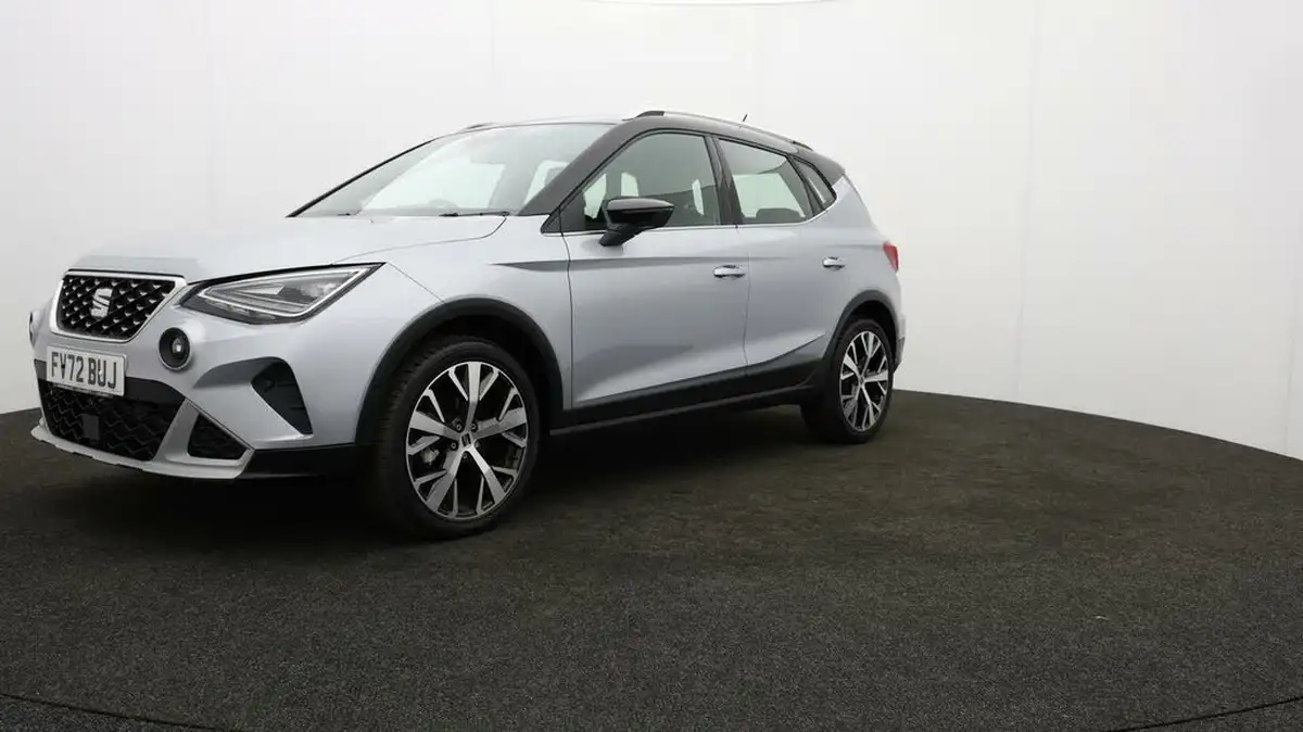 2023-seat-arona-10-tsi-xperience-lux-110ps-big-15