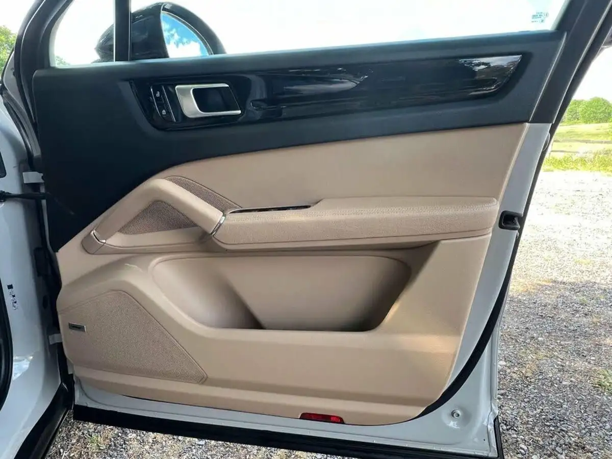 2021-porsche-cayenne-30-v6-e-hybrid-476ps-coupe-big-31