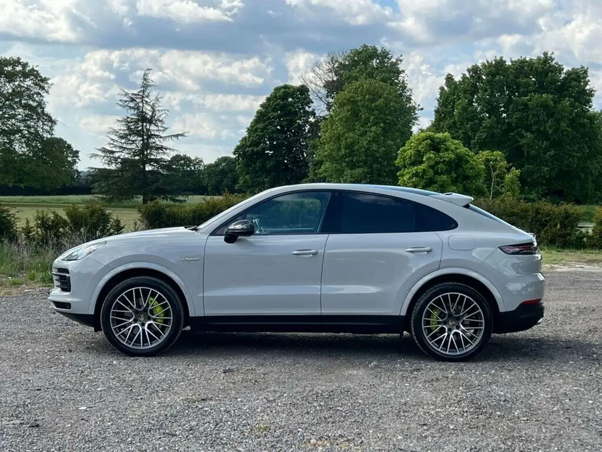 2021-porsche-cayenne-30-v6-e-hybrid-476ps-coupe-big-7