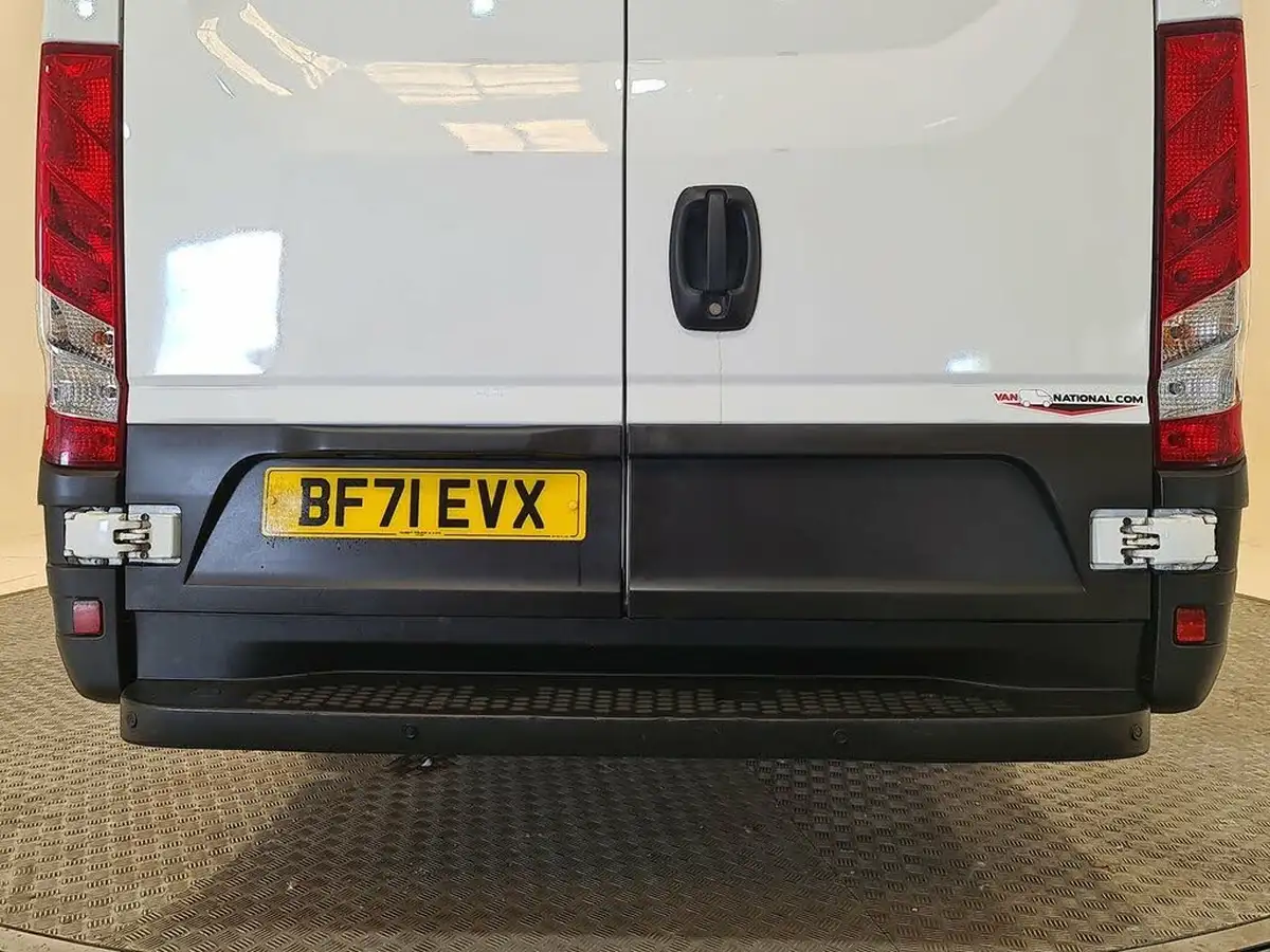 2021-iveco-daily-s-class-23td-35s14v-business-3520mm-h2-136pseu6dt-big-24