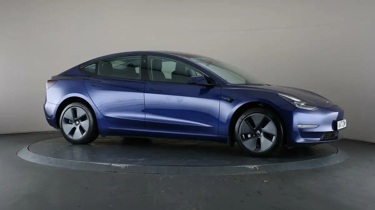 2021-tesla-model-3-e-long-range-awd-big-57