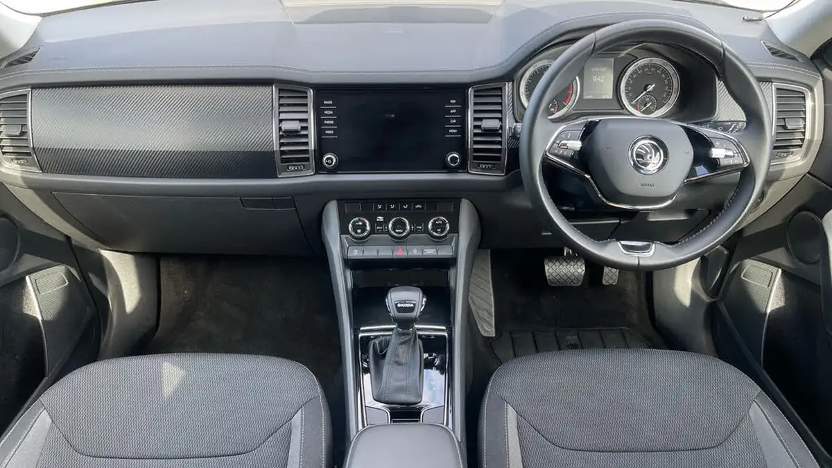 2021-skoda-kodiaq-15-tsi-se-5-dsg-big-10