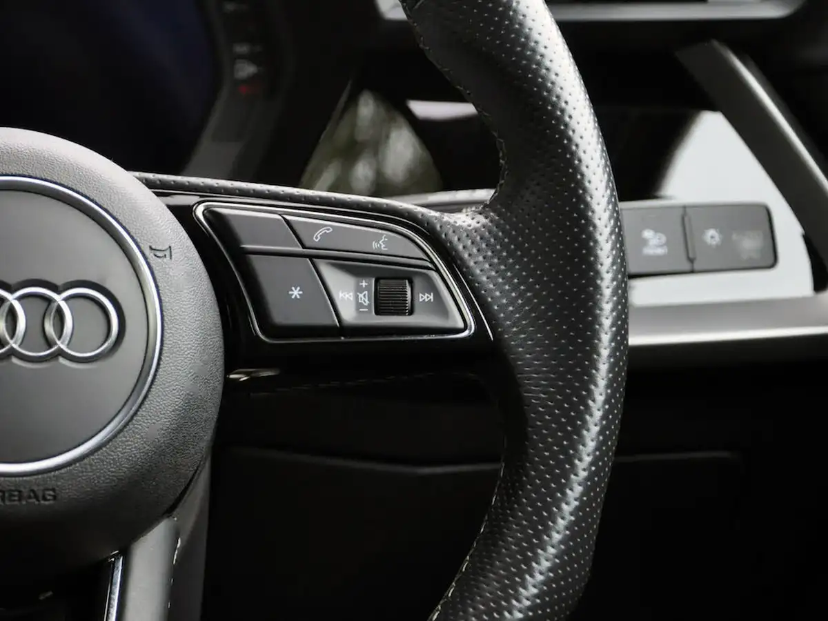 2021-audi-a3-14-40-tfsi-e-s-line-big-65