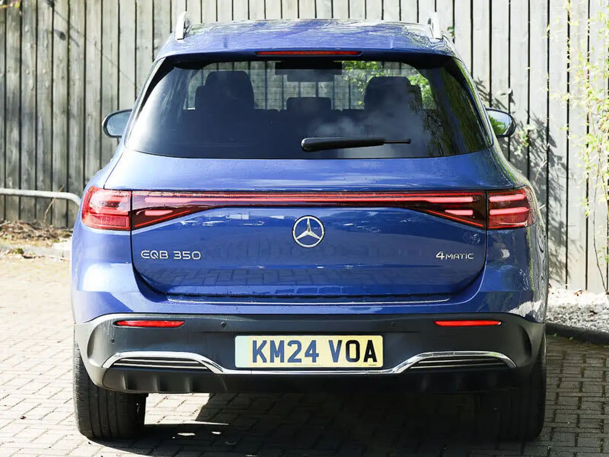 2024-mercedes-benz-eqb-e-eqb-350-amg-line-executive-big-17