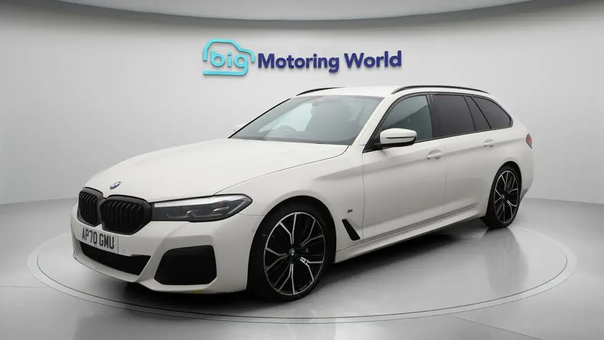 2020-bmw-5-series-big-3