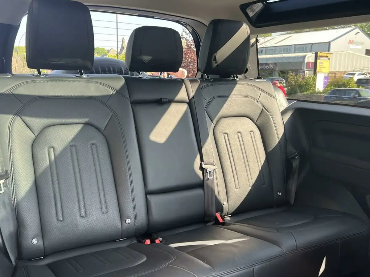 2021-land-rover-90-defender-30-d250-xs-edition-big-18