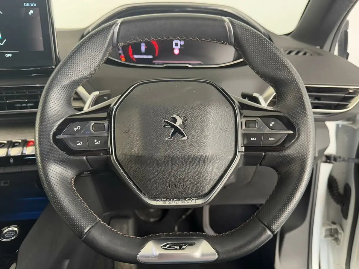 2021-peugeot-5008-suv-12-puretech-gt-eat8-big-37