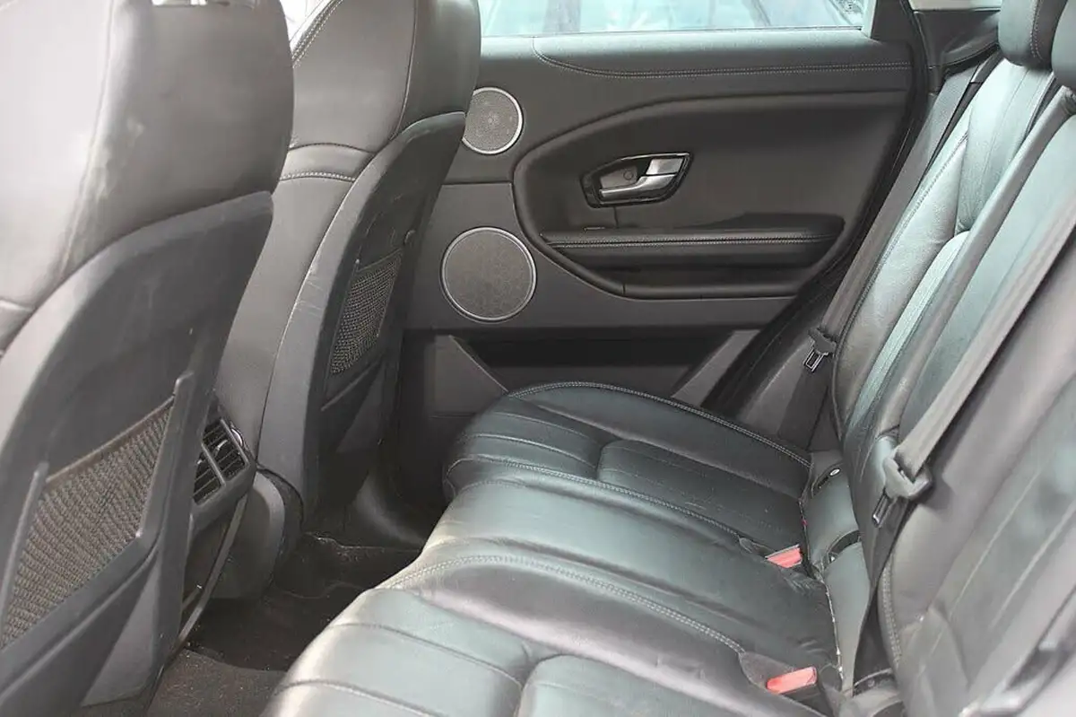 2016-land-rover-range-rover-evoque-20td4-se-tech-hatchback-5d-auto-big-9