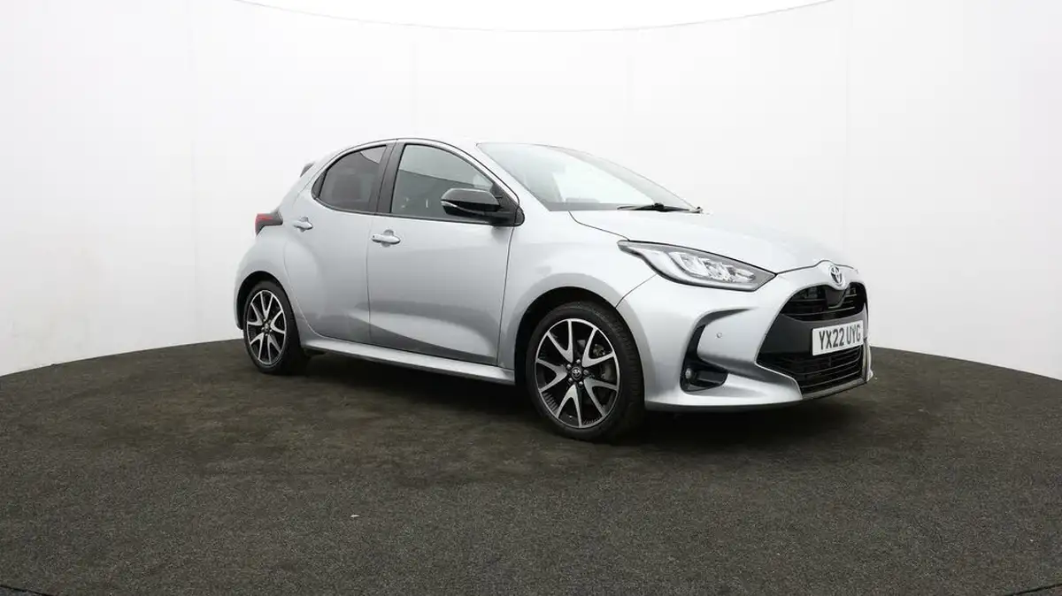 2022-toyota-yaris-15-vvt-i-dynamic-big-38
