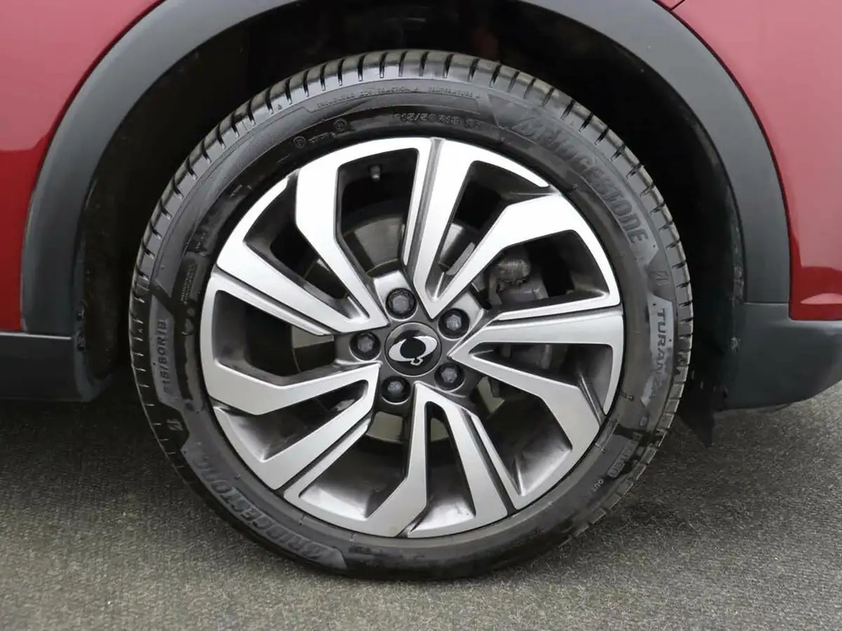 2022-kgm-ssangyong-tivoli-15-ultimate-auto-big-8