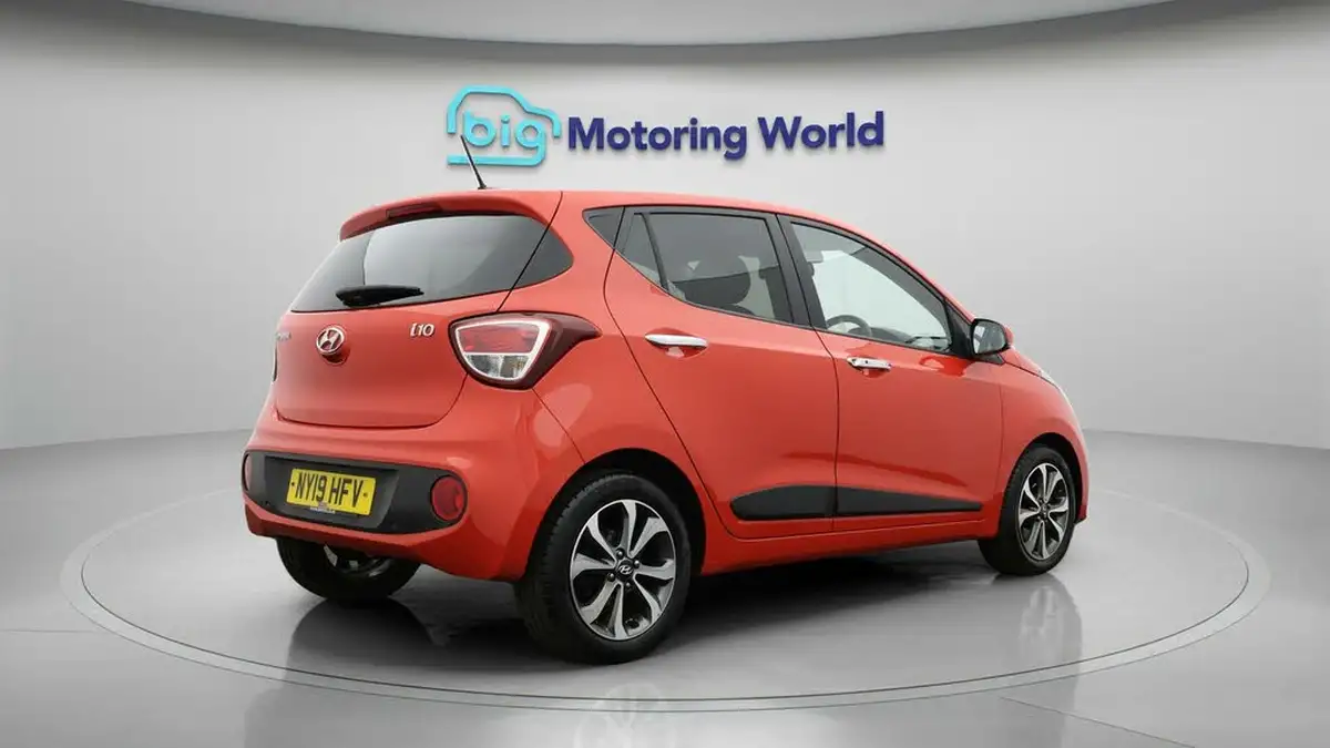 2019-hyundai-i10-12-premium-se-big-6
