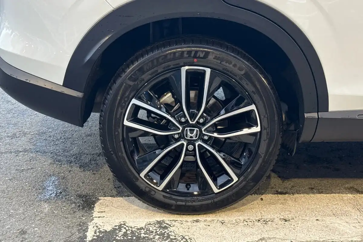 2024-honda-hr-v-15-i-mmd-elegance-big-8