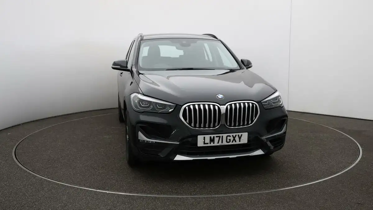 2021-bmw-x1-20-sdrive20i-xline-big-33