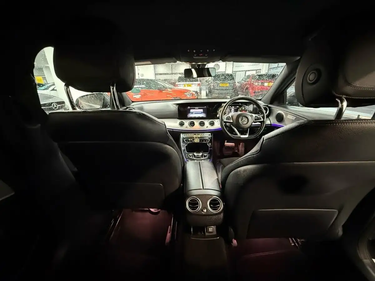 2016-mercedes-benz-e-class-20d-e220d-amg-line-ss-saloon-4d-big-6