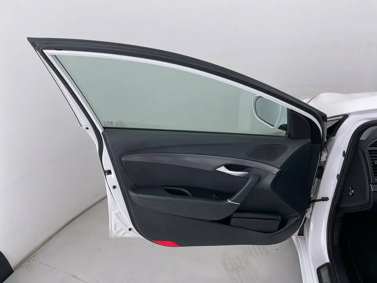 2014-hyundai-i40-17td-premium-136ps-estate-5d-auto-big-26