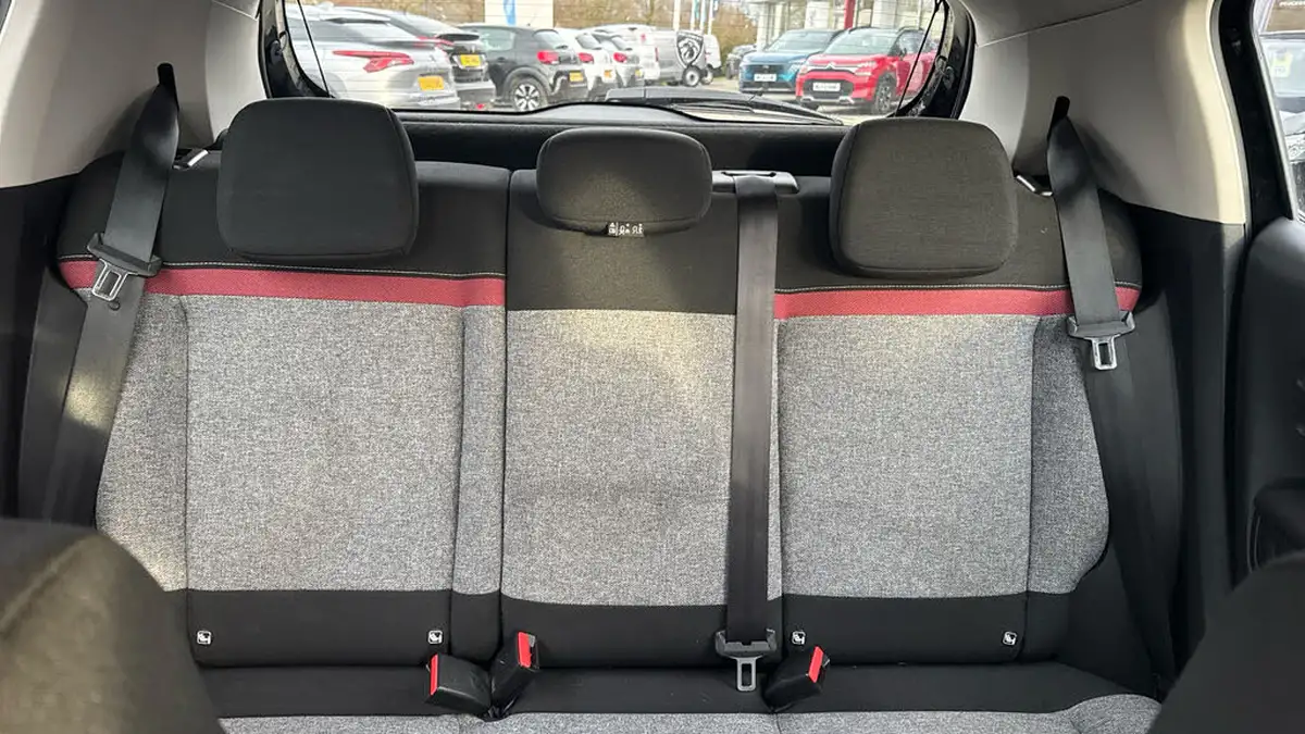 2022-citroen-c3-12-puretech-c-series-big-24