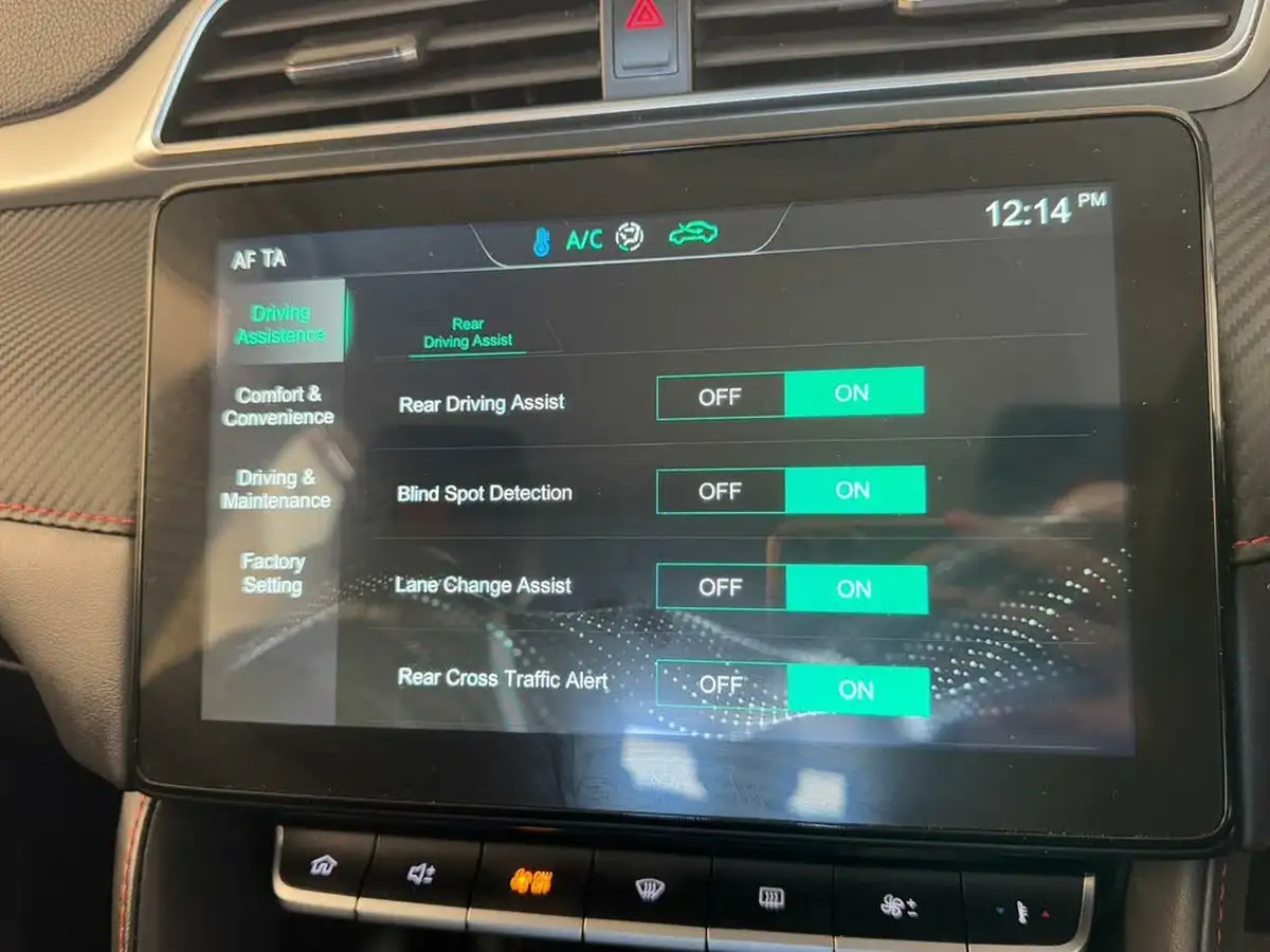 2022-mg-zs-suv-15-vti-tech-exclusive-big-30