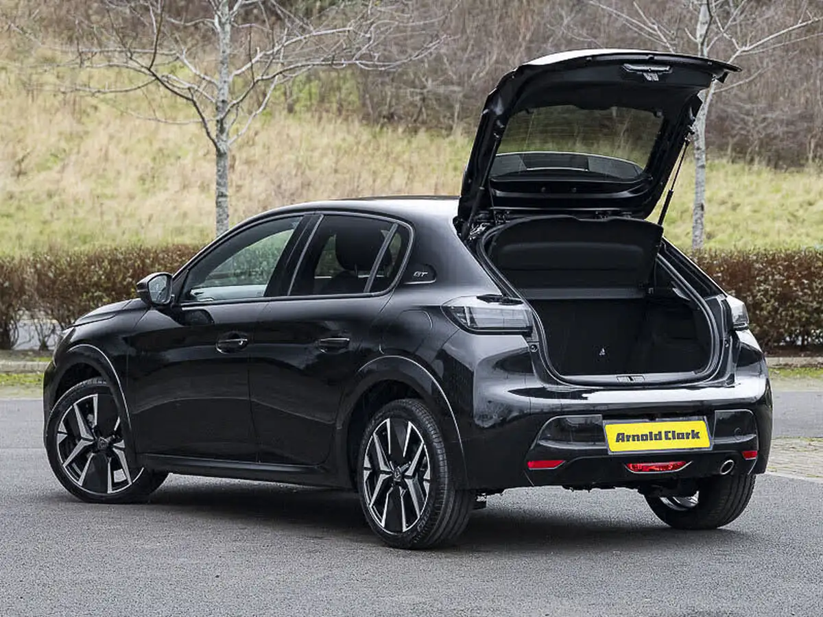 2025-peugeot-208-12-puretech-gt-100ps-big-16