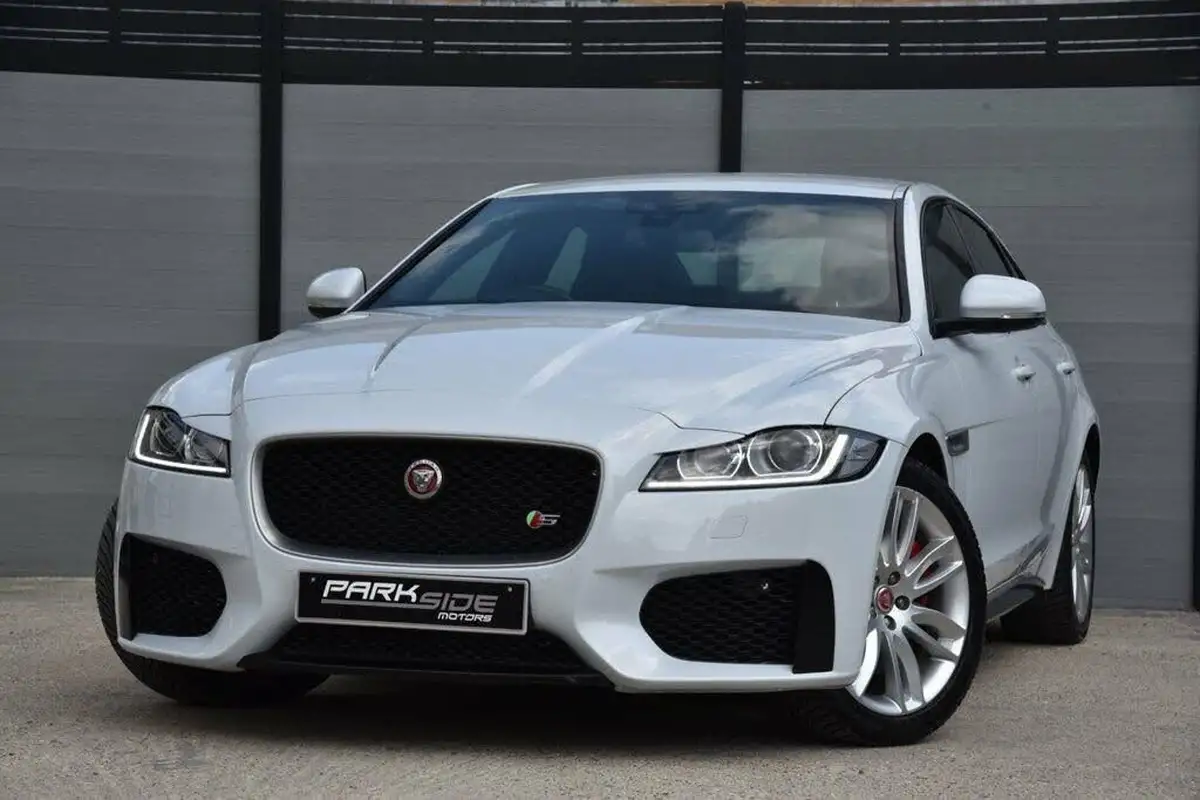 2018-jaguar-xf-30td-saloon-4d-big-3