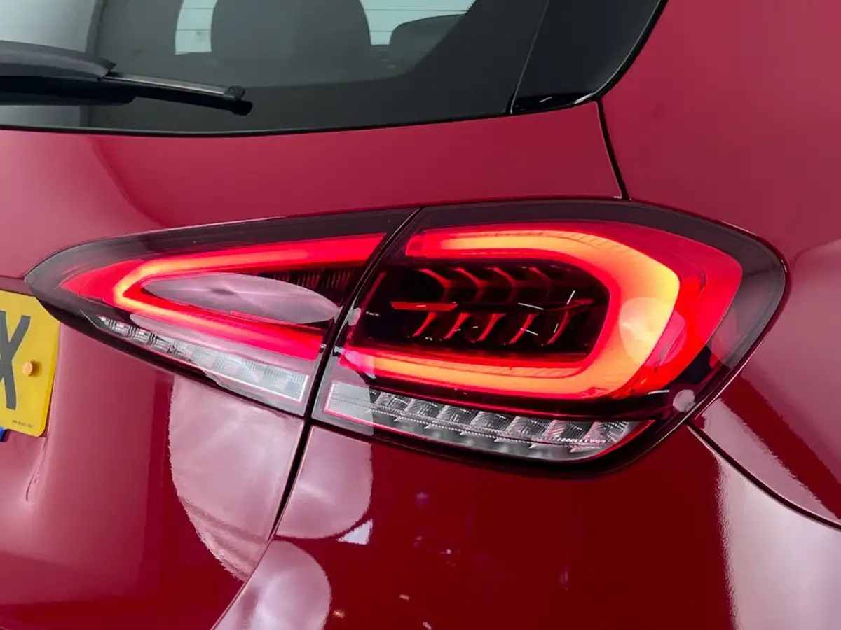 2019-mercedes-benz-a-class-13-a200-sport-premium-hatchback-5d-7g-dct-big-9