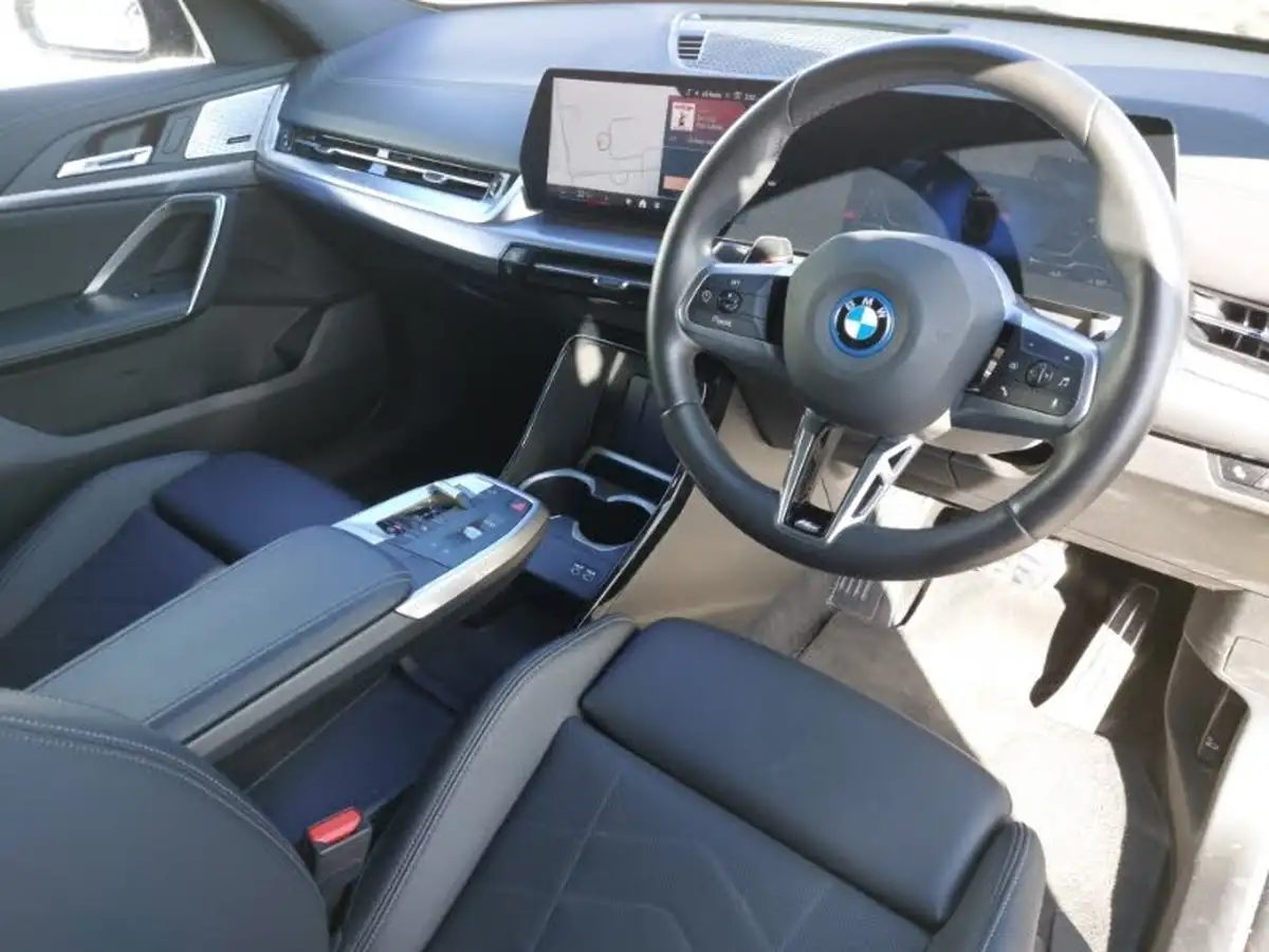 2024-bmw-ix2-e-xdrive30-m-sport-big-5