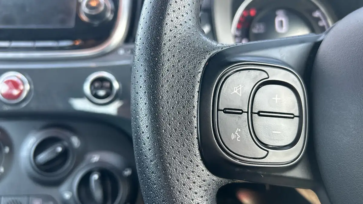 2019-abarth-595-14-tjet-big-22